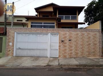Casa · 198m² · 3 Quartos · 2 Vagas · Casa à venda em Jaguariúna, Jardim Planalto, com 3 quartos, com 198 m²