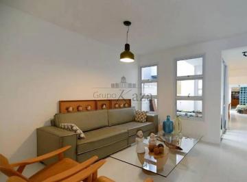 Casa · 156m² · 4 Quartos · 2 Vagas · Casa - Vila Nova Conceição - 4 Suítes - 168m².