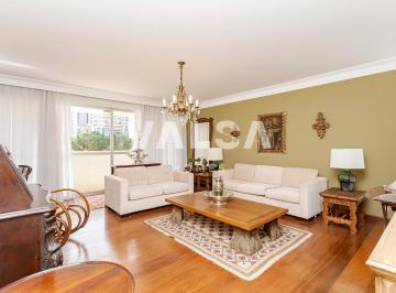 1 · Apartamento com 275.22 m², 4 quartos sendo 2 suítes à venda no bairro Batel.