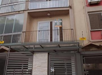 Apartamento · 72m² · 2 Quartos · 
                                Apartamento a venda no Centro Histórico Porto Alegre com terraço e 