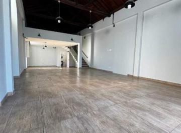 Comercial · 120m² · Prédio comercial para locação em excelente localização
