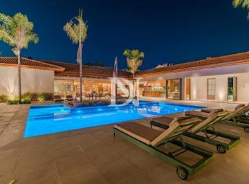 Casa · 750m² · 5 Quartos · 3 Vagas · Casa Térrea de Luxo à Venda no Condomínio Fazenda Vila Real de Itu – Arquitetura Brasileira Contempo