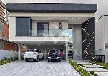 1aaf5ad9-273e-4d64-960c-d61000897ce4-1775751463287-17769748986443.jfif · Casa com 4 suítes e living amplo em Camboriú, alto padrão