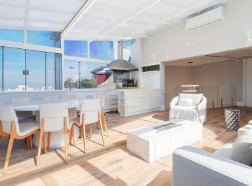 Apartamento · 210m² · 2 Quartos · 2 Vagas · Cobertura lindamente Mobiliada 2 suítes 2 vagas rua Fechada