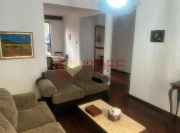 Casa · 240m² · 5 Quartos · 2 Vagas · Casa de Sobrado