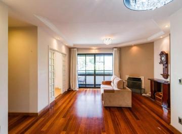 Apartamento · 140m² · 4 Quartos · 3 Vagas · Espaçoso apartamento para alugar em localização privilegiada!