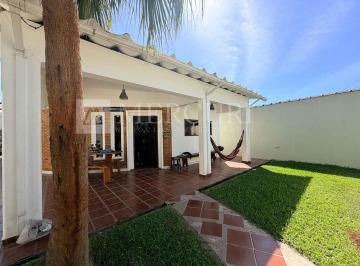 662e2da41cd0480698d6a323af82929c65106d50 · Casa à venda na Praia da Enseada em Guarujá