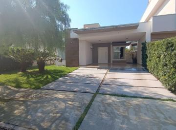 Casa · 141m² · 3 Quartos · 2 Vagas · OPORTUNIDADE  CASA EM CONDOMÍNIO FECHADO | TERRAS ALPHA.