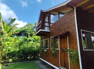 Casa · 90m² · 1 Quarto · 1 Vaga · Casa - Chalé
