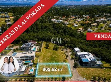 Terreno · 862m² · Condomínio Terras da Alvorada - Terreno em aclive de esquina à venda no Terras da Alvorada