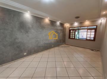 Casa · 151m² · 3 Quartos · 2 Vagas · Sobrado à Venda no Pestana em Osasco | 3 Dorms, 1 Suíte, Quintal e Churrasqueira