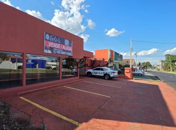 Comercial · 650m² · 3 Quartos · 6 Vagas · Imóvel comercial na Av. Independência com 650 m² de construção