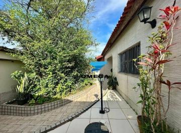 38dbdb7aa0674ca434c822d44248647d479f0dbb · Casa à venda no Jardim dos Pássaros no Guarujá | Omega Imóveis
