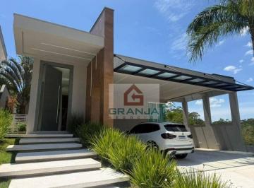 ba4315fcd6b35dcdd174ca2aeee1284c00b3f8ea · Casa térrea de alto padrão à venda ou locação no Reserva Santa Maria em Jandira | 3 suítes, mobiliad