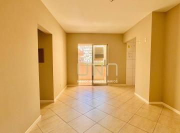 6d6e822db2b773fe9fcedec4c23297c8ad669423 · Apartamento de 03 quartos sendo uma suite no Centro de Florianópolis, com uma vaga de garagem.