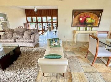 4516afdec08134dfbbaf2d7eb29379c3bb390173 · Casa com 4 dormitórios à venda, 445 m² por R$ 1.800.000,00 - Itaguaçu - Florianópolis/SC