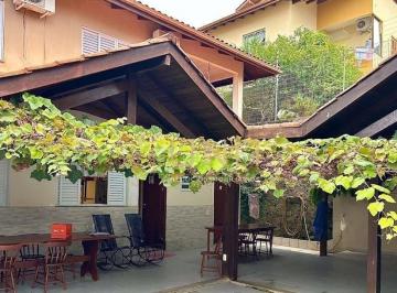 d27198d3793414f3722ec318b4f5897e9c4d17c8 · Casa Residencial à venda, Trindade, Florianópolis - CA0102.