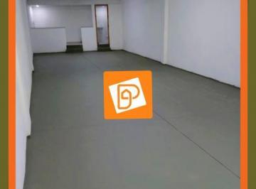 Comercial · 90m² · Galpão em Corrêas, Petrópolis/RJ de 90m² para locação R$ 1.700,00/mes