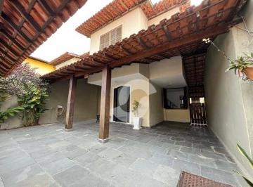 Casa · 134m² · 3 Quartos · 2 Vagas · Casa em Santo Antônio, Niterói/RJ de 134m² 3 quartos à venda por R$ 820.000,00