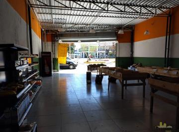 Comercial · 198m² · Predio em Centro, Jacareí/SP de 0m² para locação R$ 4.000,00/mes