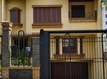 1c5c426b96984a80e8baf7cf4f5ece25.jpg · MOINHOS IMOBILIÁRIA aluga excelente casa próximo Orla do Guaíba - CA838