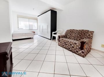 Apartamento · 26m² · 1 Quarto · Quitinete mobiliada no bairro Ponta Aguda em Blumenau, próxima ao SENAC e ao Centro