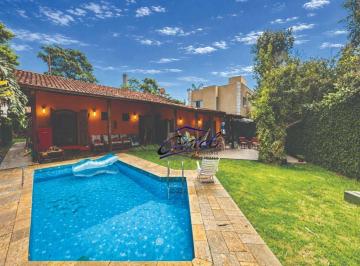 21f95502008c9b068fac66bc5a5fc1c2c2590c97 · Casa com 3 quartos (1 suíte) à venda, 194 m² - São Paulo II - Cotia/SP