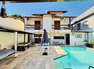 e45cefbabeece730950ada6df40dc86c97c6bdf0 · Casa com 4 dormitórios à venda, 254 m² por R$ 1.690.000 - Piratininga - Niterói/RJ