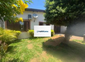 Casa · 197m² · 5 Quartos · 4 Vagas · Casa de 5 dormitórios e 4 vagas de garagem em Canoas.