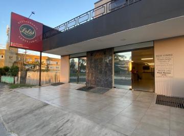 Comercial , Pinhais · Ponto Comercial Completo com Cozinha em Avenida Movimentada