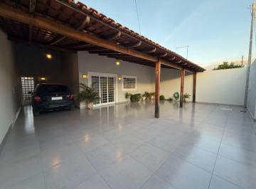Casa de 3 quartos, Taguatinga · LINDA CASA, QUITADA E REFORMADA – A/C FINANCIAMENTO