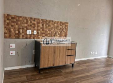 Apartamento · 35m² · 1 Vaga · Lindo Studio com 1 vaga de garagem , Varanda na Penha .