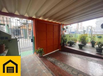 0d63cab3eb20a10ed3bc92c8646a553050cf83ff · Casa com 2 dormitórios à venda, 150 m² por R$ 700.000 - Vila Nossa Senhora das Vitórias - Mauá/SP