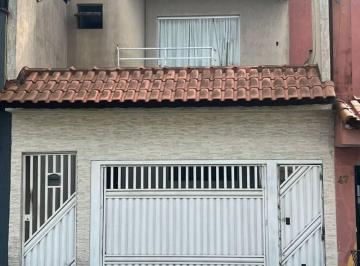 8e8ecb66d34a013fb6a8cadfcb3aa48d61833c59 · Sobrado Espaçoso com 320m² – 3 Dormitórios e 5 Vagas de Garagem