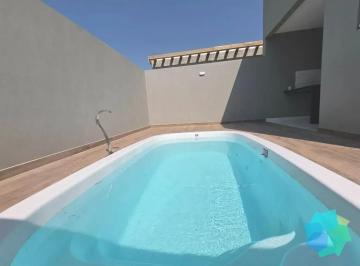 zz35uczt5a561775659365617.jpg · Casa com piscina no bairro Novo São Pedro -R$ 660.000,00