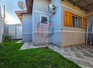 Casa de 2 quartos, Suzano · Casa à venda na Cidade Boa Vista em Suzano com 2 dormitórios, suíte e área gourmet moderna