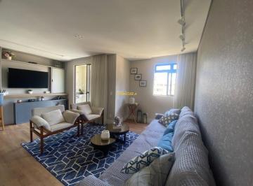 Apartamento de 2 quartos, Curitiba · Apartamento de 2 quartos no Cristo Rei