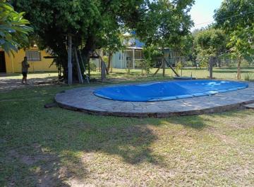 Casa · 1700m² · 3 Quartos · Casa cond. Fechado com piscina e galpão!