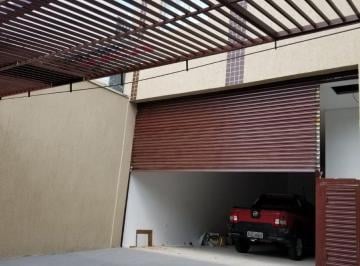 Comercial , São Paulo · Salão Comercial Reformado com 2 Vagas e Portão Automático!