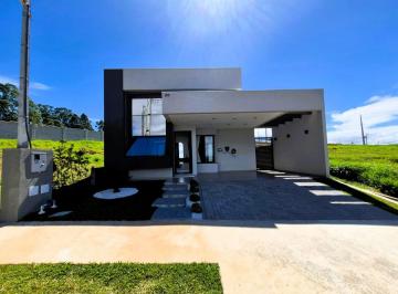 Casa de 3 quartos, Ponta Grossa · Casa Jardim Alpha