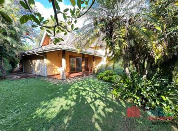 Casa · 363m² · 3 Quartos · 4 Vagas · Casa à venda – planejada e com excelente área de lazer