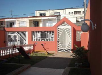 Casa · 126m² · 3 Quartos · 2 Vagas · Sobrado em Condomínio fechado com 884 m².