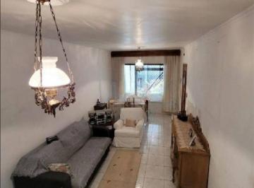 Casa · 125m² · 3 Quartos · 2 Vagas · Ótimo Sobrado com 3 dorms sendo 1 suíte.