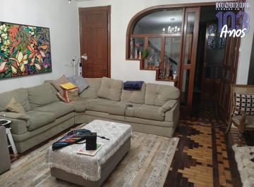 .jpeg+2025-06-13 · Casa com 5 quartos , 7 banheiros e pátio!