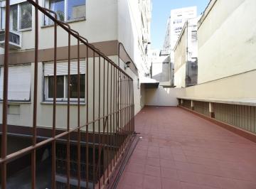 Apartamento · 57m² · 2 Quartos · 1 Vaga · Apartamento com 2 dormitórios e terraço na Cristóvão Colombo!
