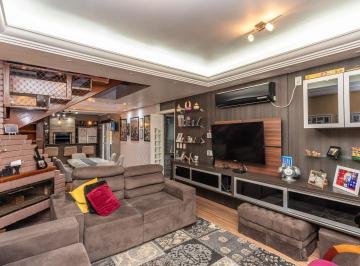 Casa · 240m² · 3 Quartos · 4 Vagas · Excelente casa de dois pavimentos no bairro Ipanema – Zona Sul de Porto Alegre