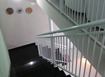Comercial en Venda de 8 quartos Parolin · Excelente Investimento, Predio Comercial com 11 salas todas locadas.