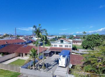 Casa · 280455m² · 3 Quartos · 3 Vagas · Excelente sobrado a venda em Guaratuba, em ótima localização!!!