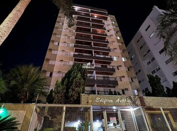 Apartamento · 258m² · 4 Quartos · 3 Vagas · Cobertura à venda no Edifício Antilhas em Dourados MS