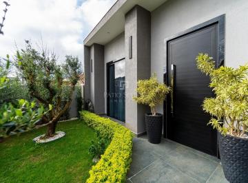 Casa · 261m² · 4 Quartos · 4 Vagas · Casa com 261.66 m², 4 quartos sendo 2 suítes à ven